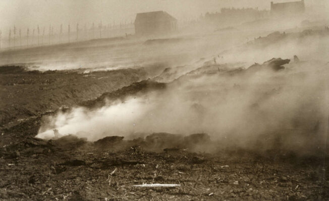 In mei 1917 brak er in Valthermond een enorme veenbrand uit. 